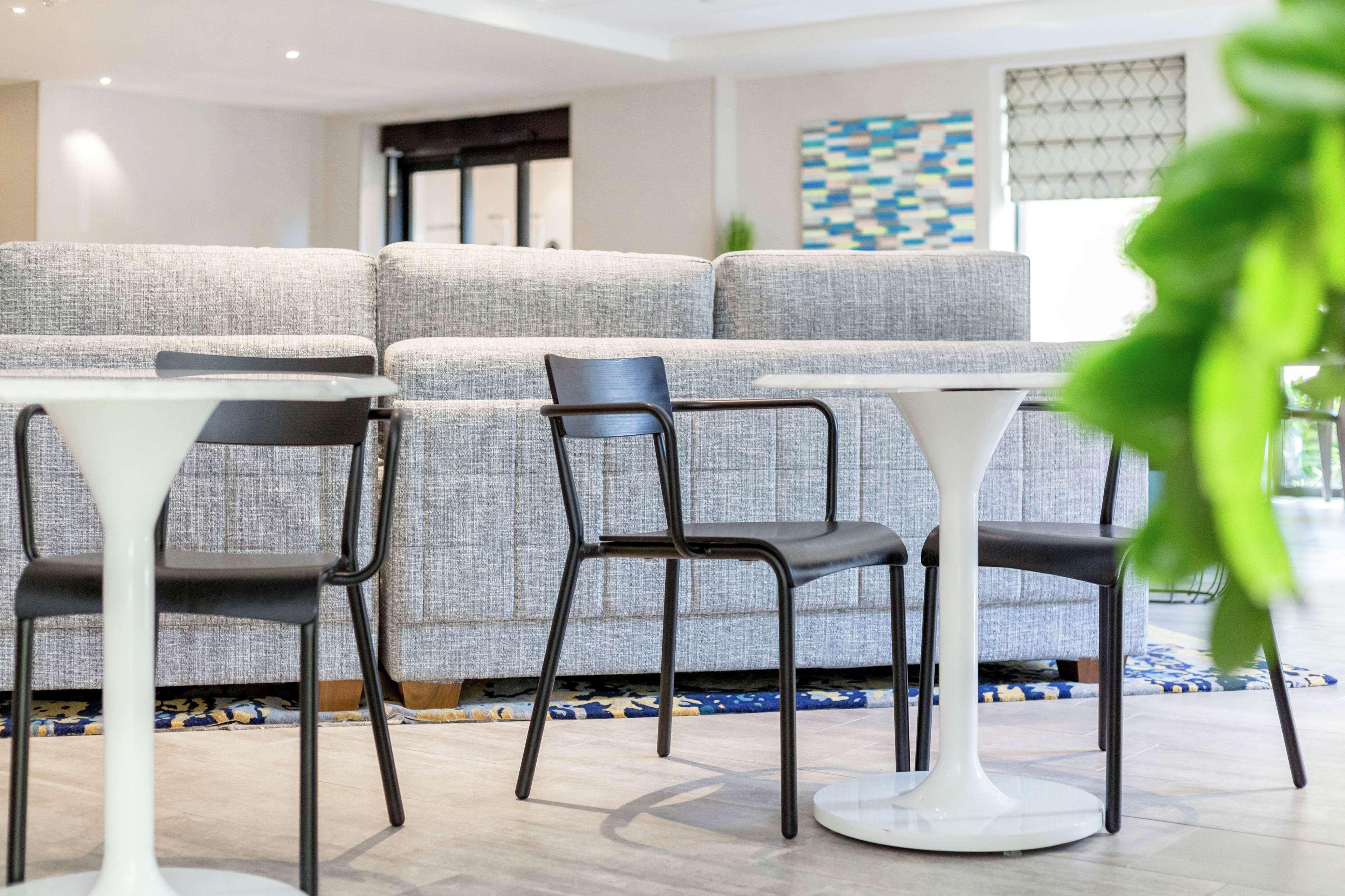 Doubletree By Hilton Austin-University Area Exteriör bild