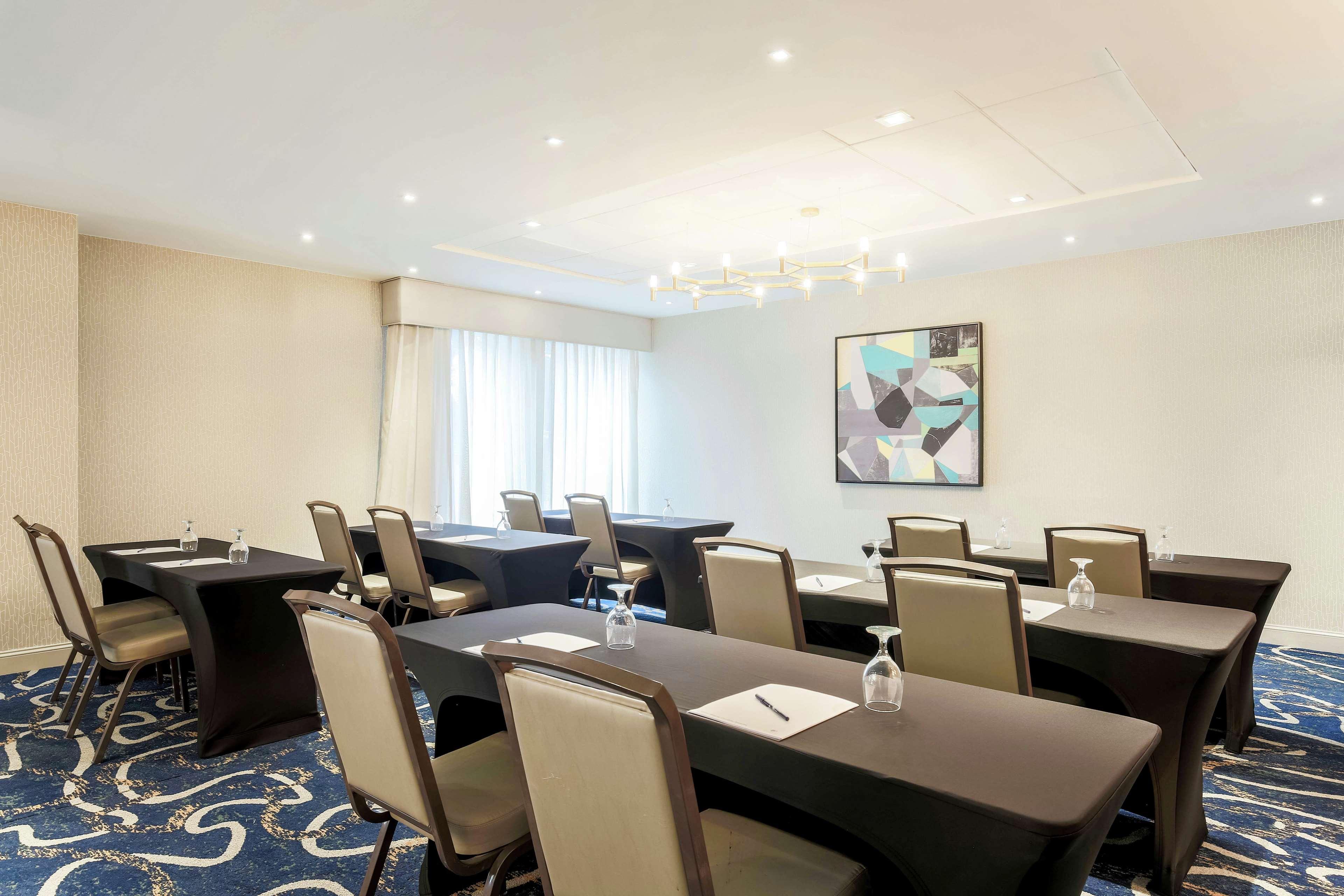 Doubletree By Hilton Austin-University Area Exteriör bild