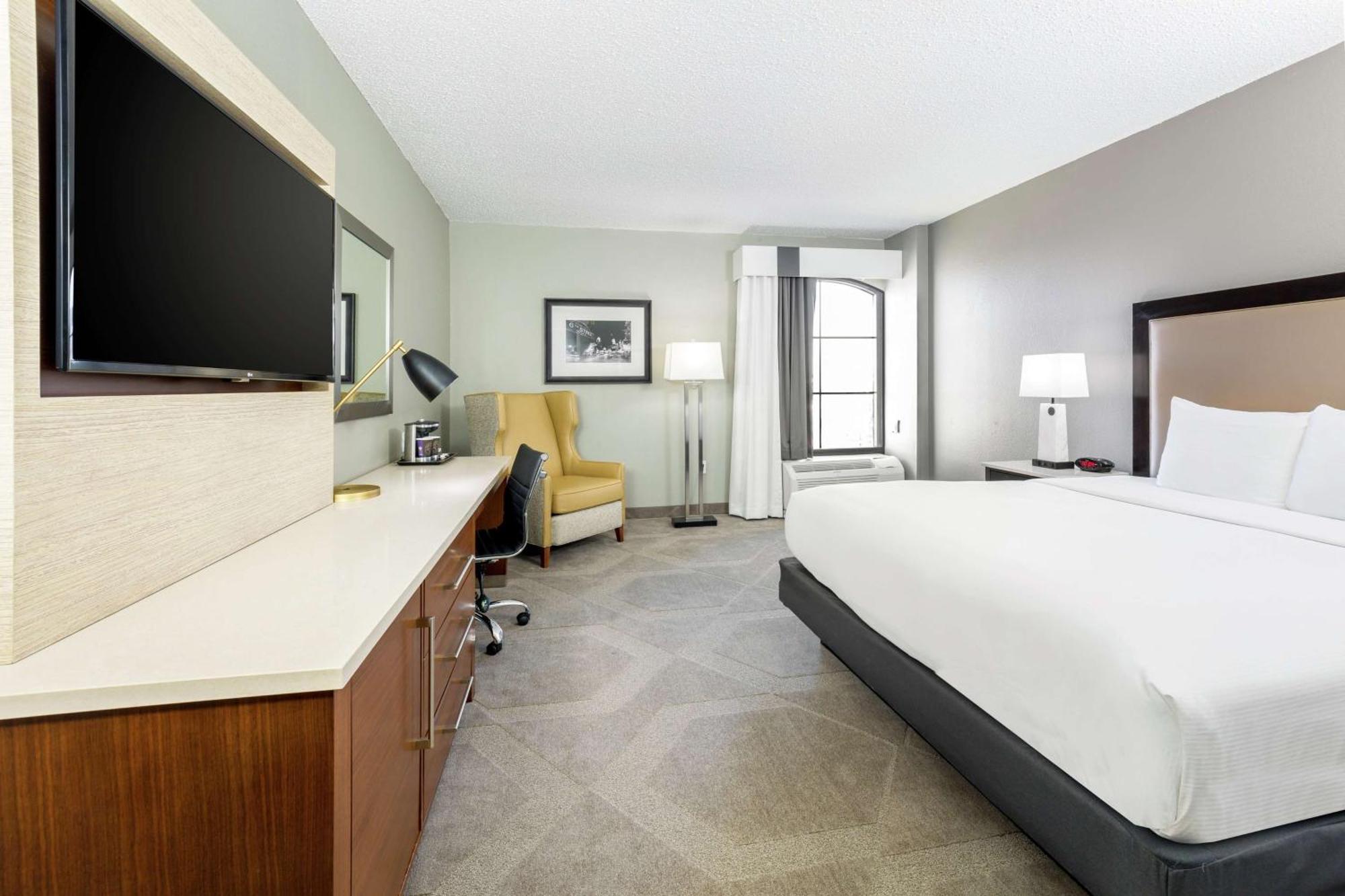 Doubletree By Hilton Austin-University Area Exteriör bild